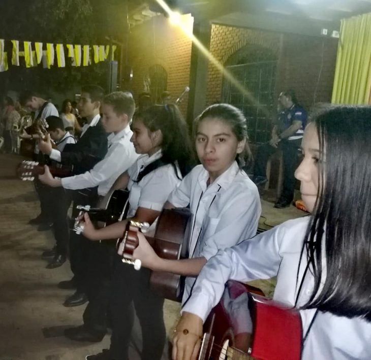 TALENTOS DEL INSTITUTO MUNICIPAL DE ARTE PARTICIPARON EN LA SERENATA A SAN ANTONIO.