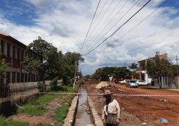 AVANZA CONSTRUCCIÓN DE DESAGÜE PLUVIAL EN EL BARRIO INMACULADA.